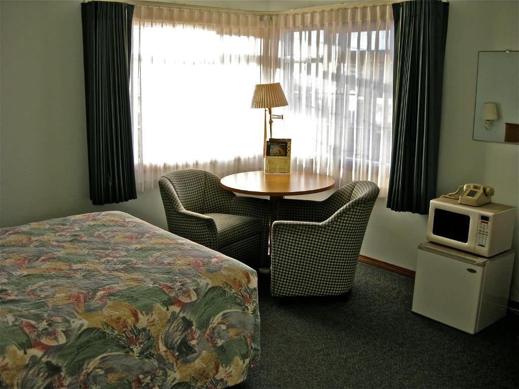 Azalea Lodge ゴールドビーチ エクステリア 写真
